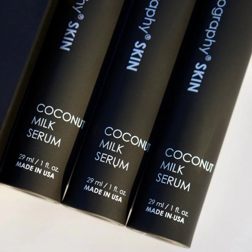 Hydratační kokosově mléčné sérum BodyographySKIN