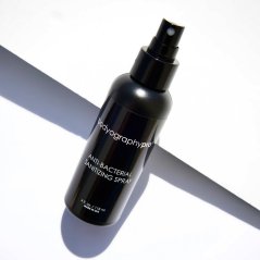 Anti-bakteriální dezinfekční čistič na kosmetiku Bodyography, 118 ml